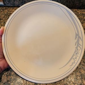 Corelle Blue Lily 10" Plate